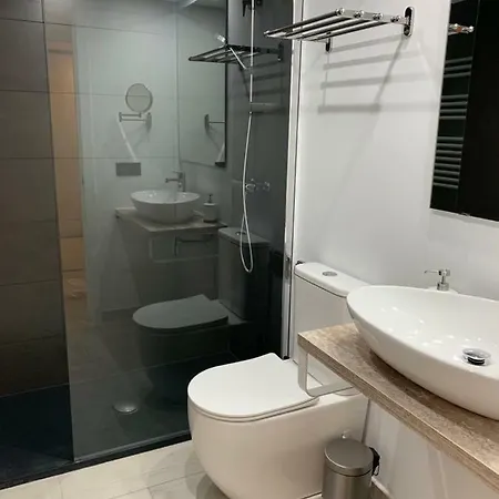 La Casa De Alejandro At-47-44 * Valladolid