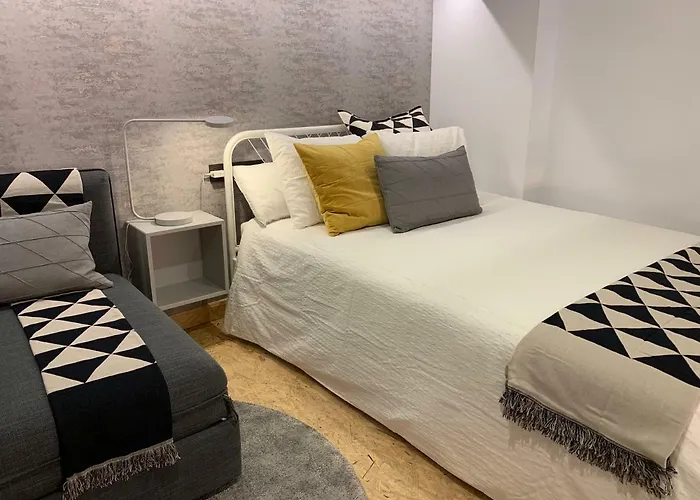 La Casa De Alejandro At-47-44 * Valladolid